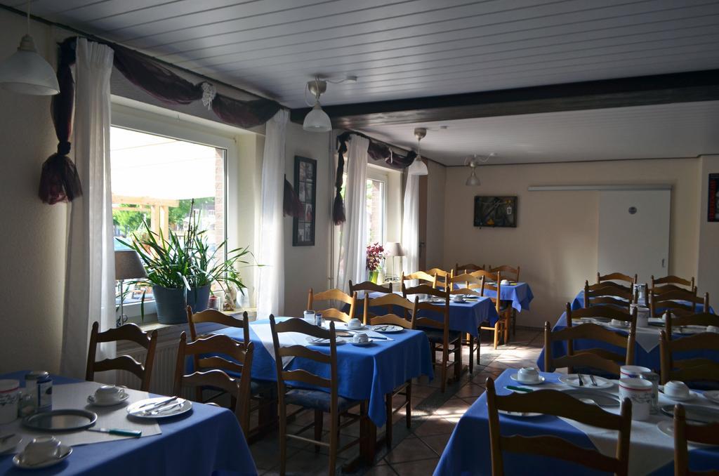 Am Alten Hafen Neuharlingersiel Exteriör bild